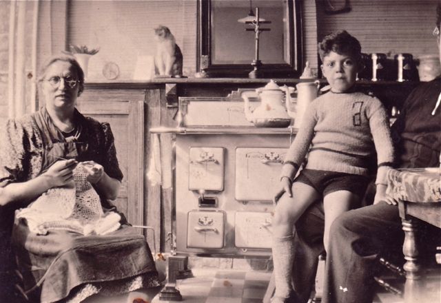 Het gezin Vanderplancke scoorde hoogst in de poll 'gezelligheid thuis' van het weekblad Libelle. Ze begrepen er niets van maar ze vonden het ja wel gezellig. Thuis.